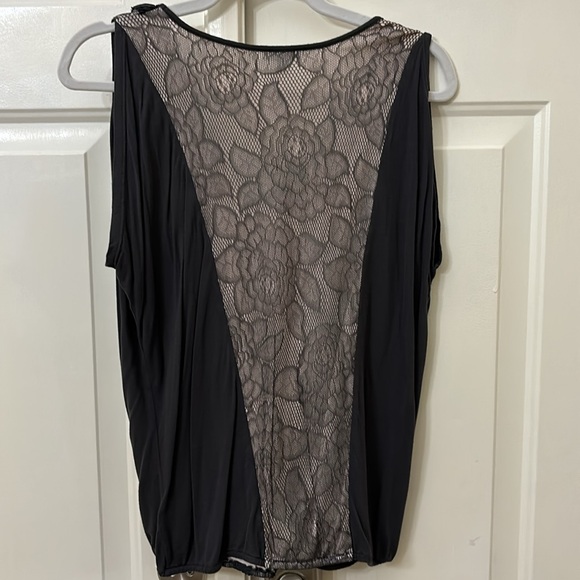 ✨Express✨halter tank top✨Sz: S✨ - Picture 4 of 5